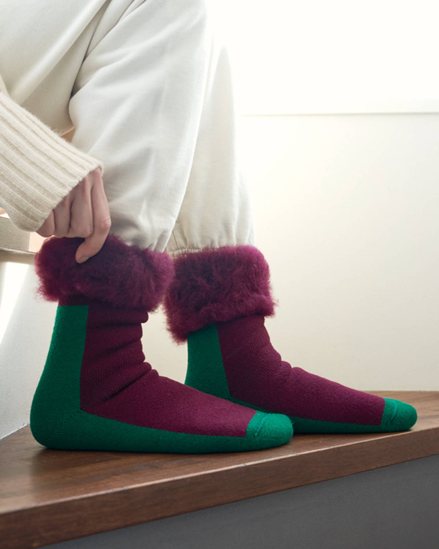 TWO TOUN-fluffy socks