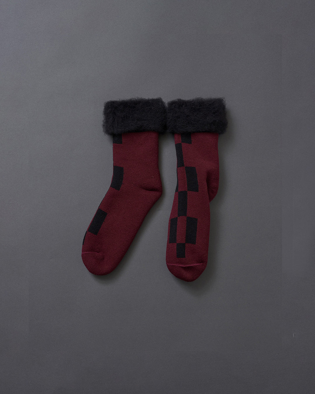 LATTICE-fluffy socks