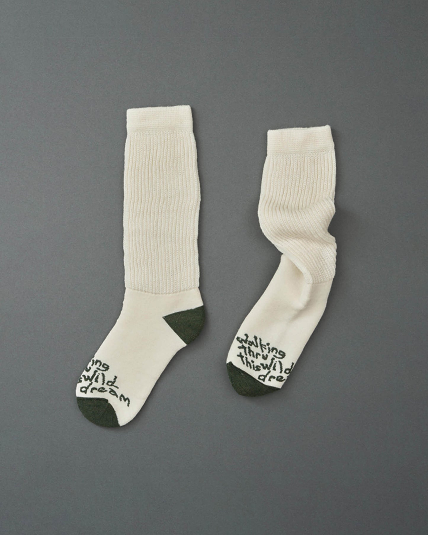 GRAFITTI-wool loose socks