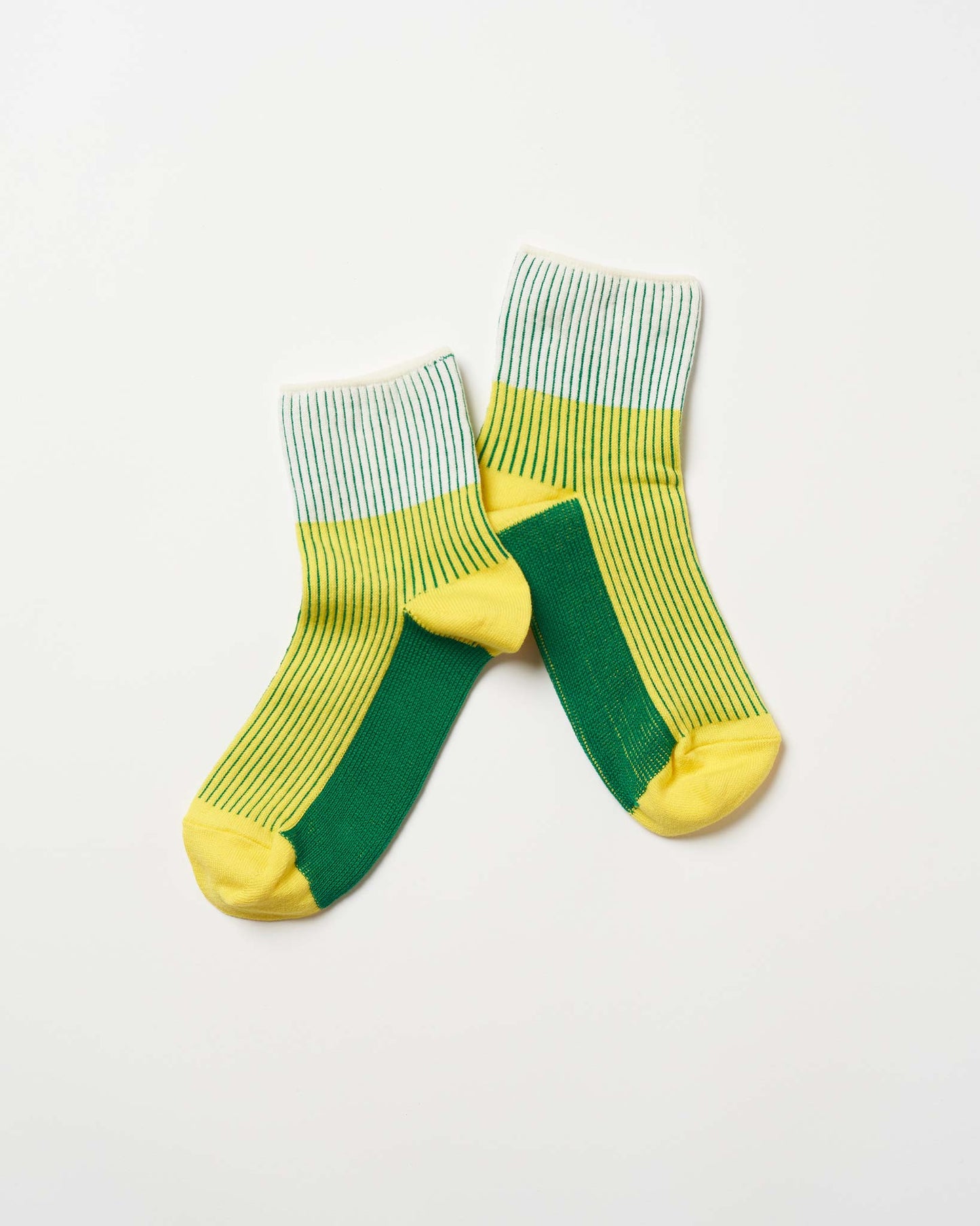 A FOUL WIND-ankle socks