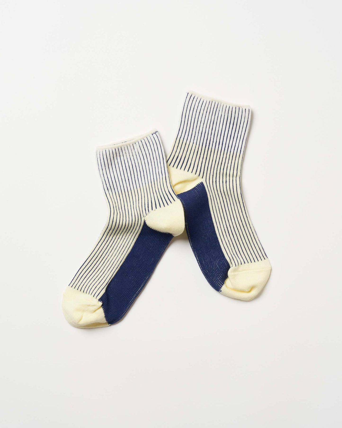 A FOUL WIND-ankle socks
