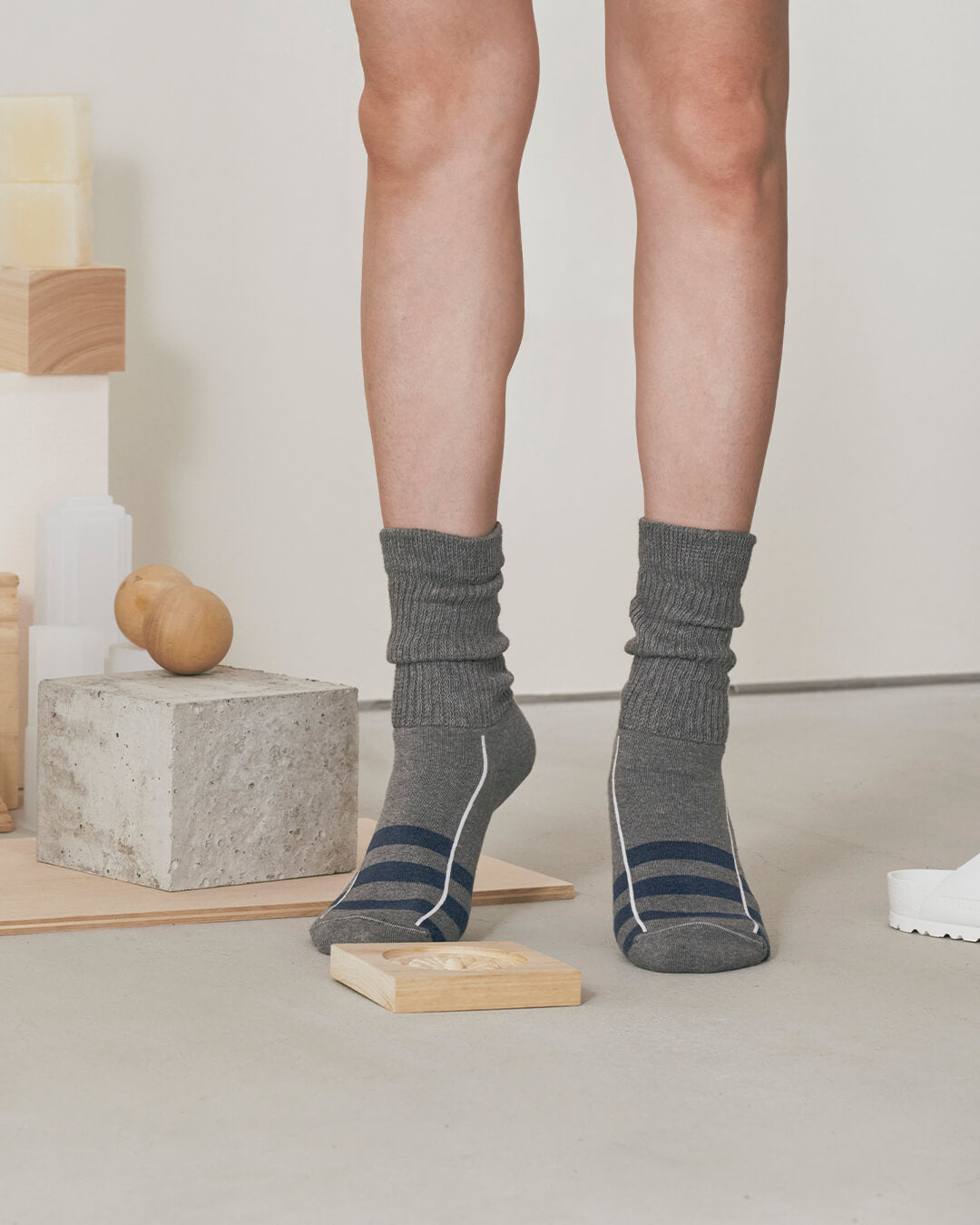 STAIRS-cotton loose socks