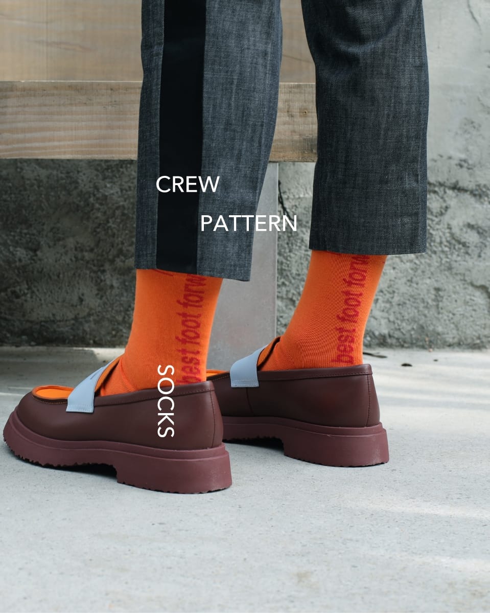 CREW PATTERN – FEEL MY FOOTSTEPS