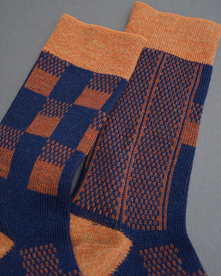 BISHOP-pattern socks