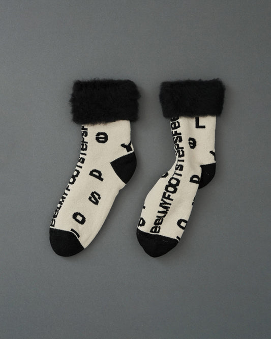 ★LETTER-fluffy socks