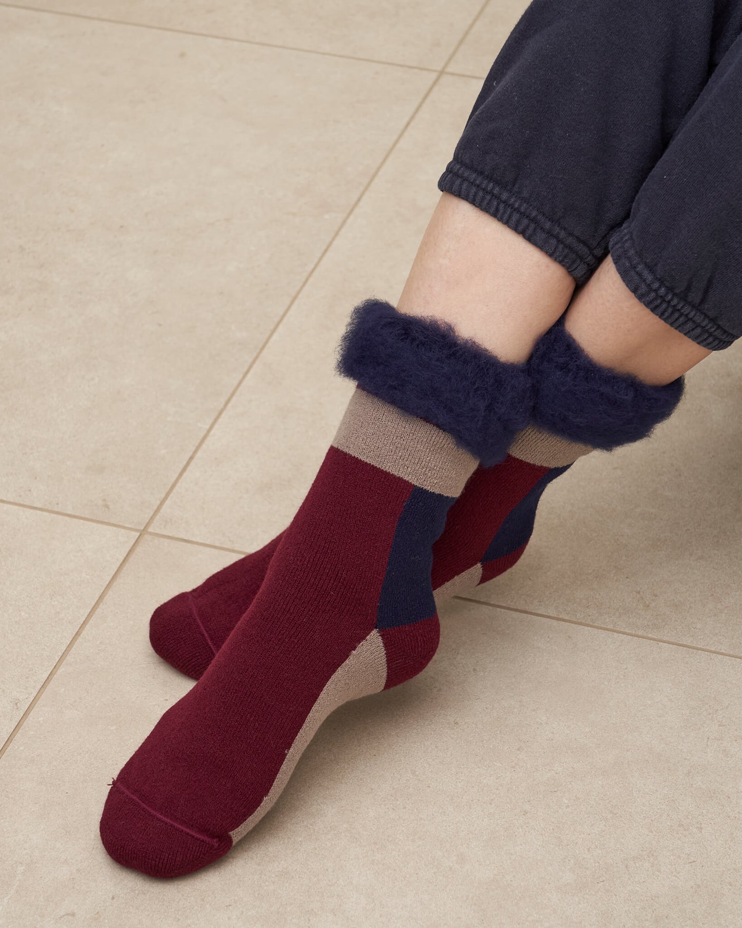 TOUN-M-fluffy socks