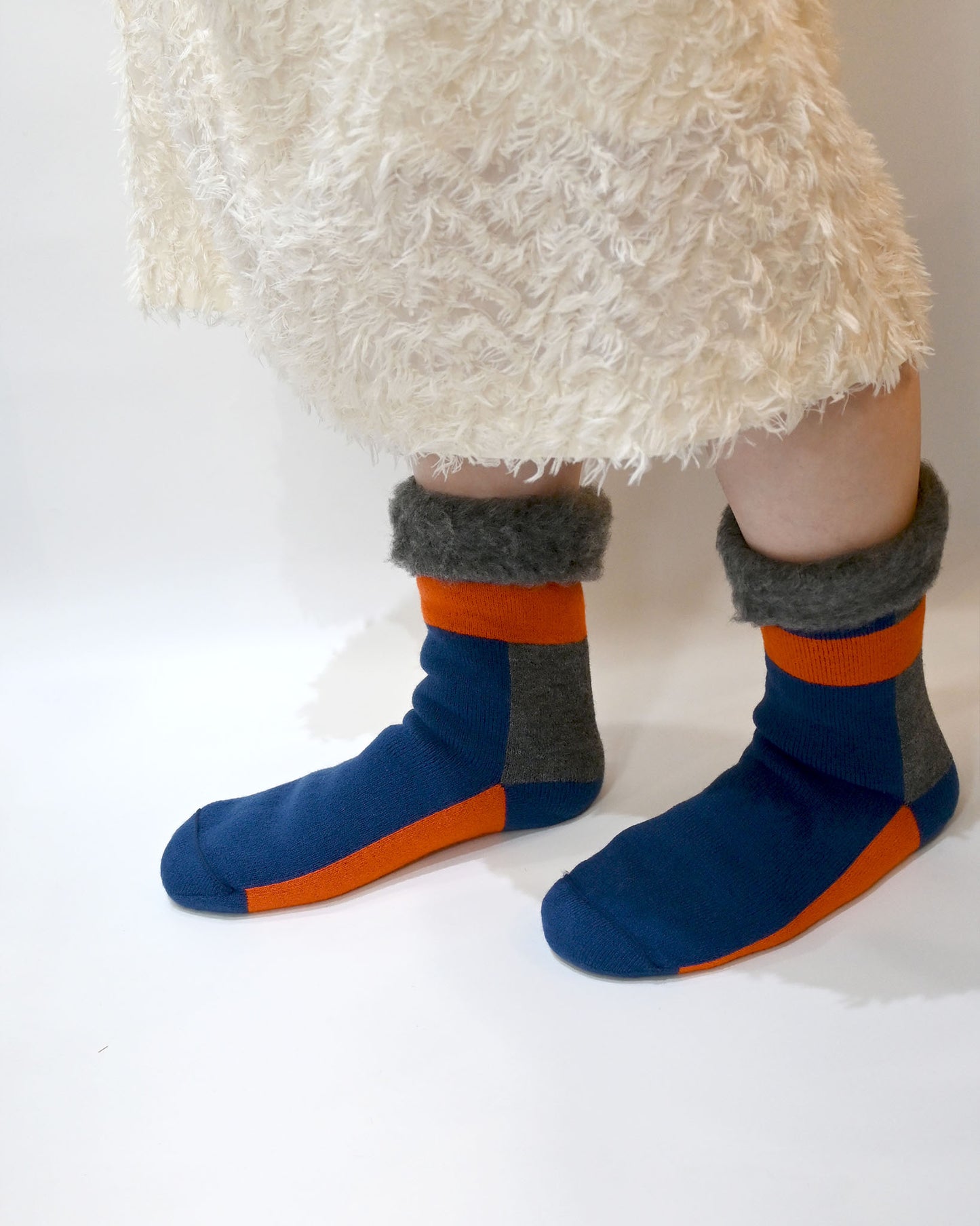 TOUN-M-fluffy socks