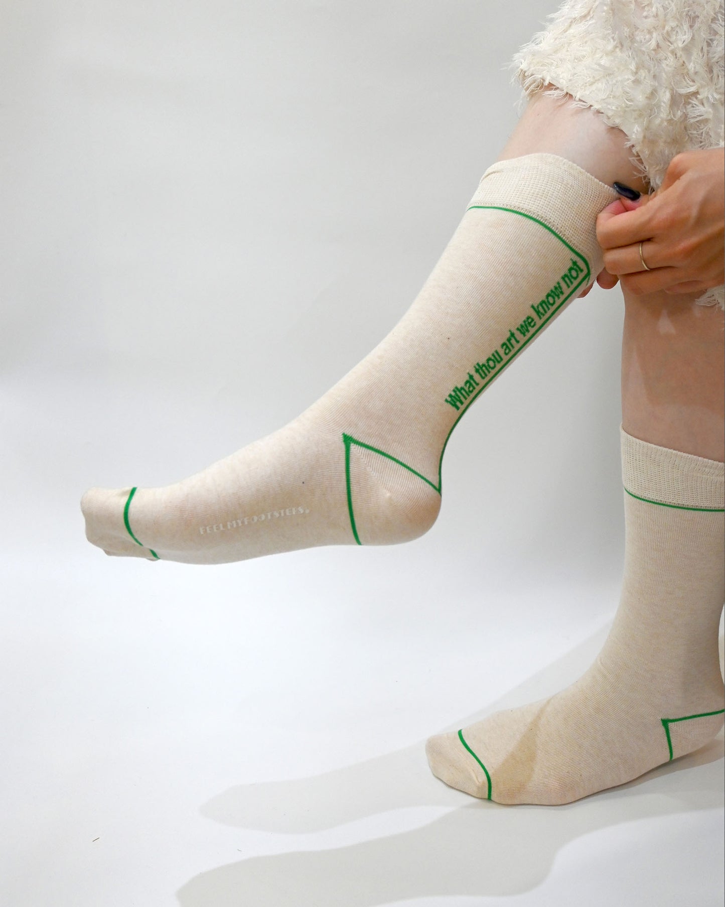 WE KNOW NOT-crew socks