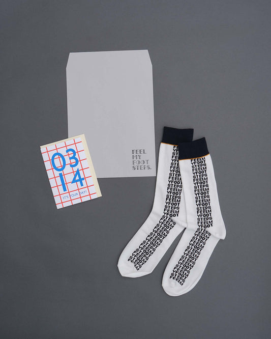 【A】White Day gift -1socks(S-M)or(M-L) + gift card-