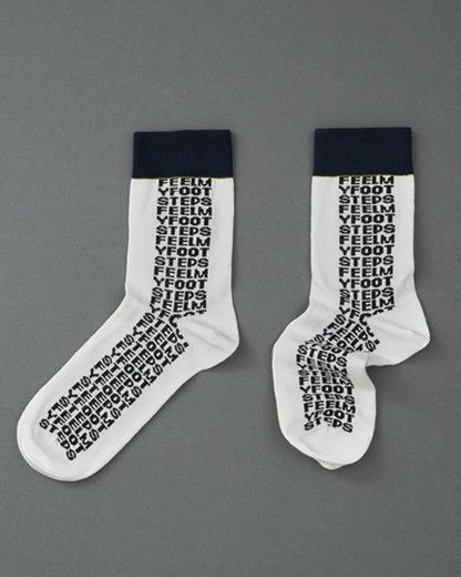 LETTER-pattern socks-off white